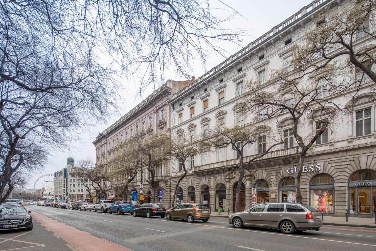 Stunning Apartment In The Hearth Of Budapest Kültér fotó