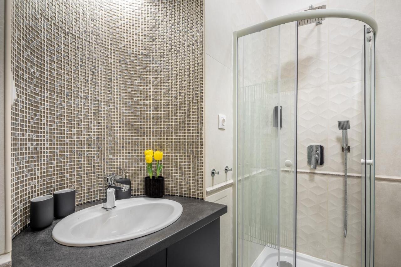 Stunning Apartment In The Hearth Of Budapest Kültér fotó